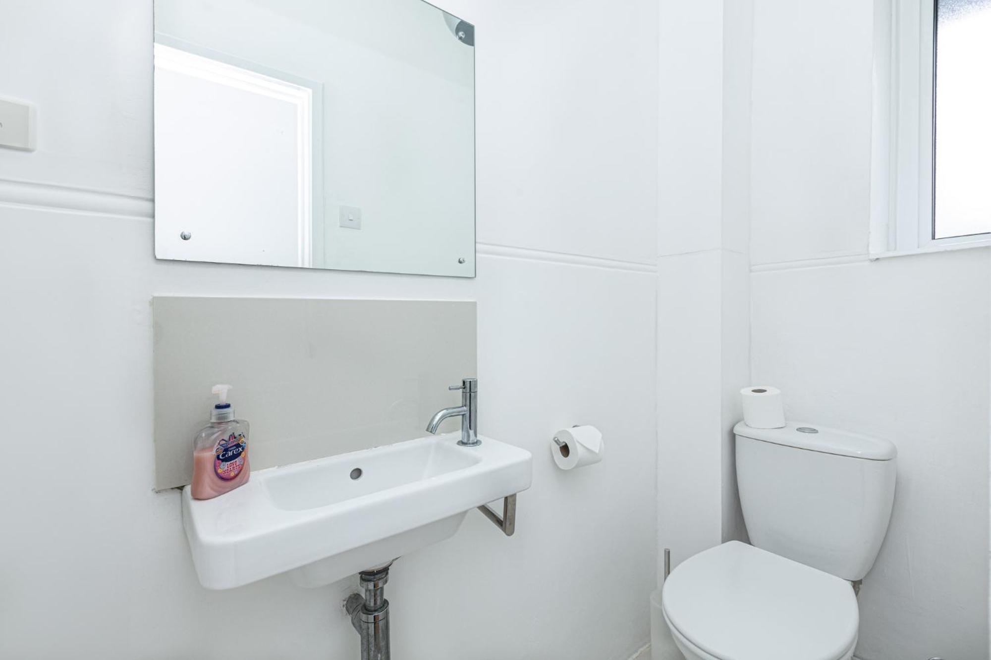 Bright Modern 1 Bedroom Flat, 5 Min To Vauxhall St London Bagian luar foto